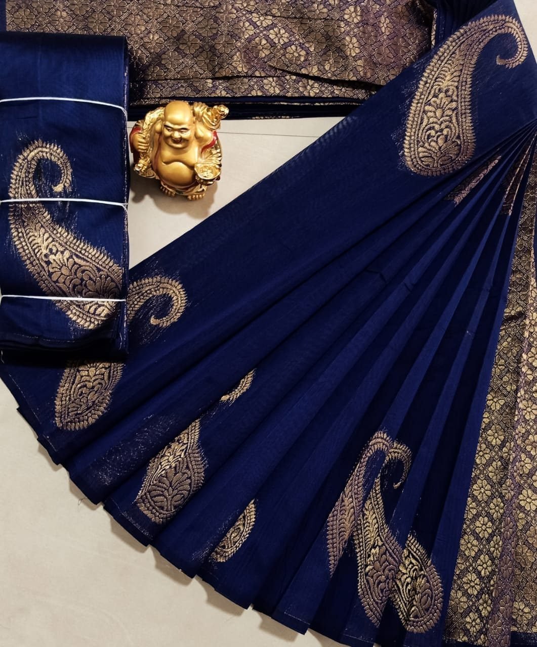 Soft Silk Saree with Paisley Zari Motifs