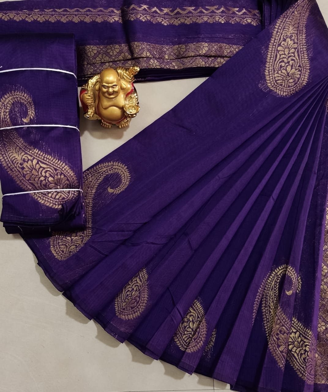 Soft Silk Saree with Paisley Zari Motifs